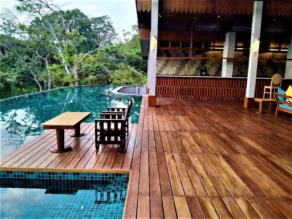 Hotel Symphony Samudra Port Blair Zewnętrze zdjęcie
