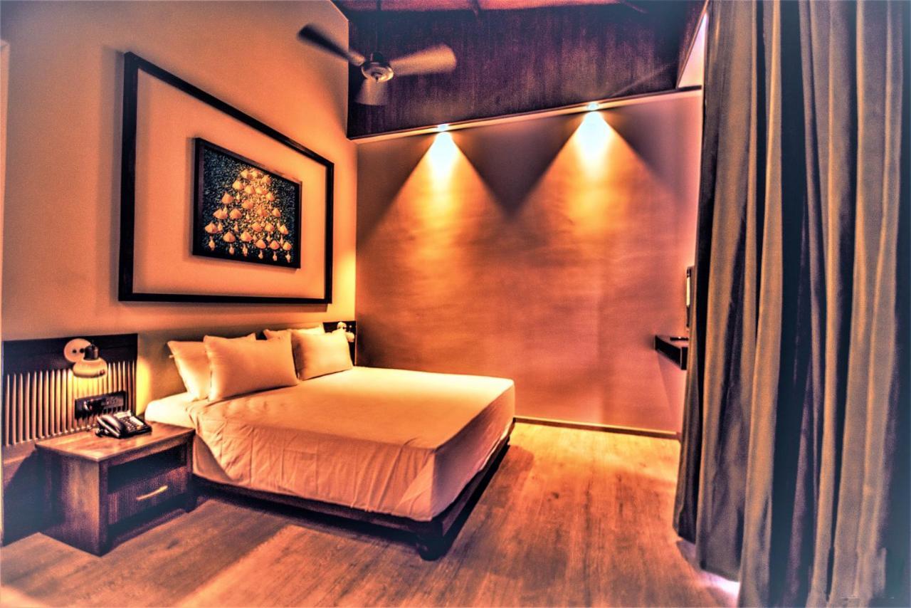 Hotel Symphony Samudra Port Blair Zewnętrze zdjęcie